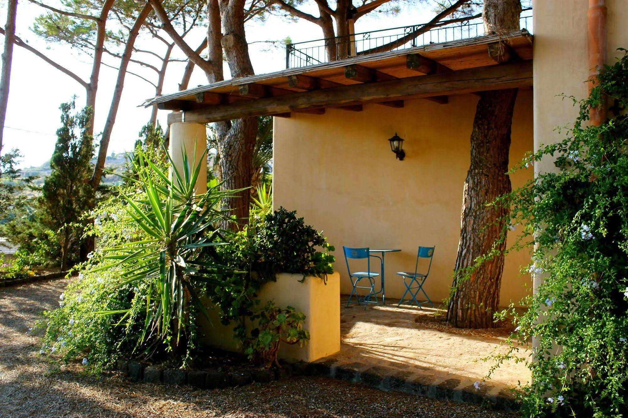 Le Mannare Case Vacanze Di Metopa Srl Piano Conte Exterior foto